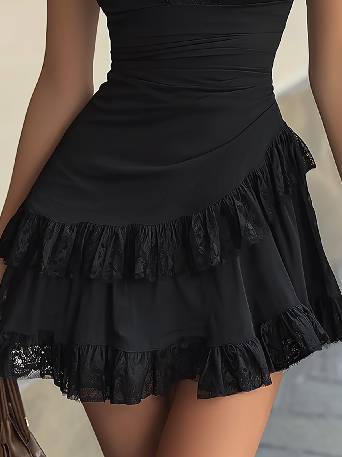 Amélie | Lace V Neck Mini Dress