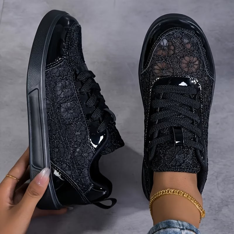 Dentelle | Floral Lace Trainers