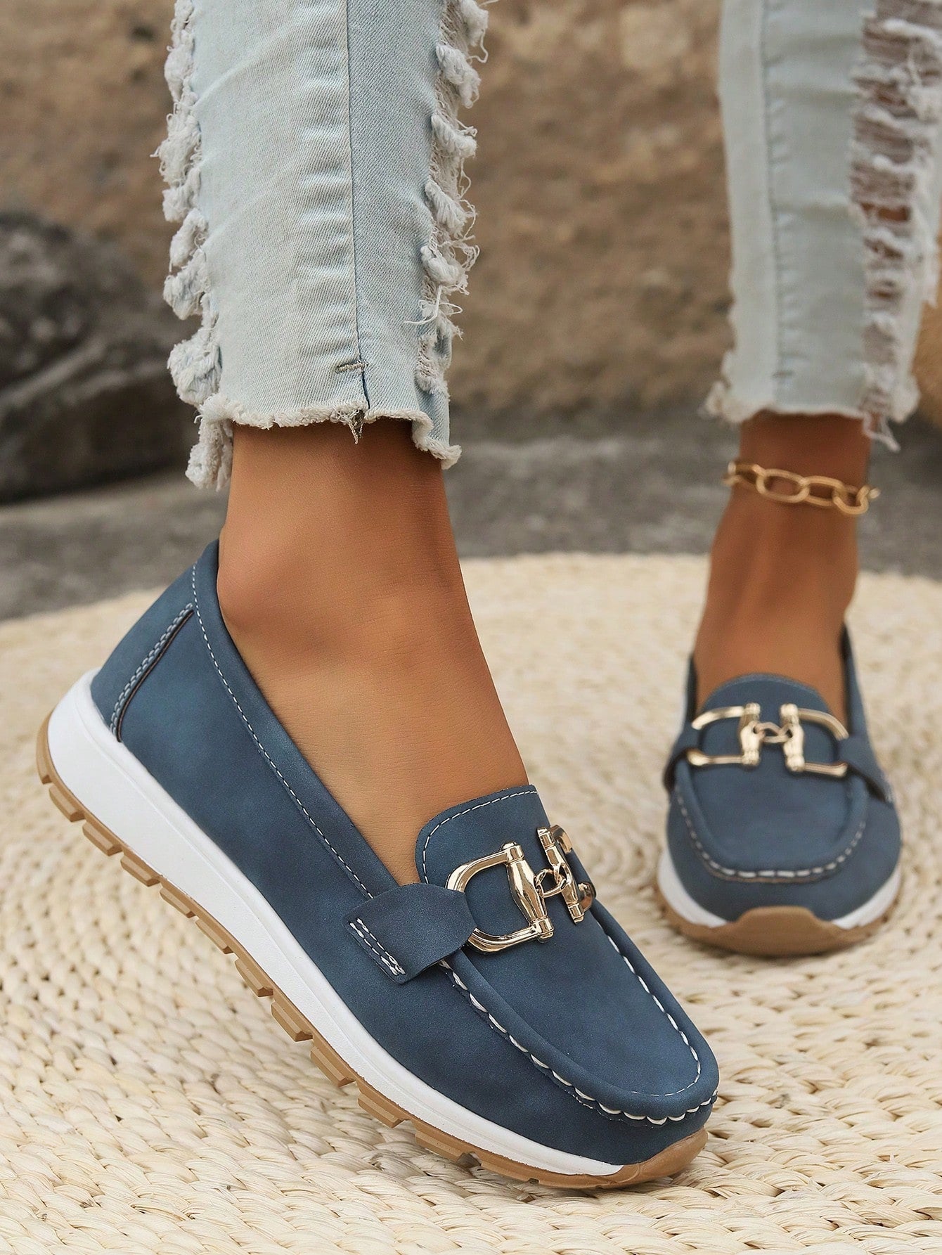 Scarlett | Chic Buckle Loafers