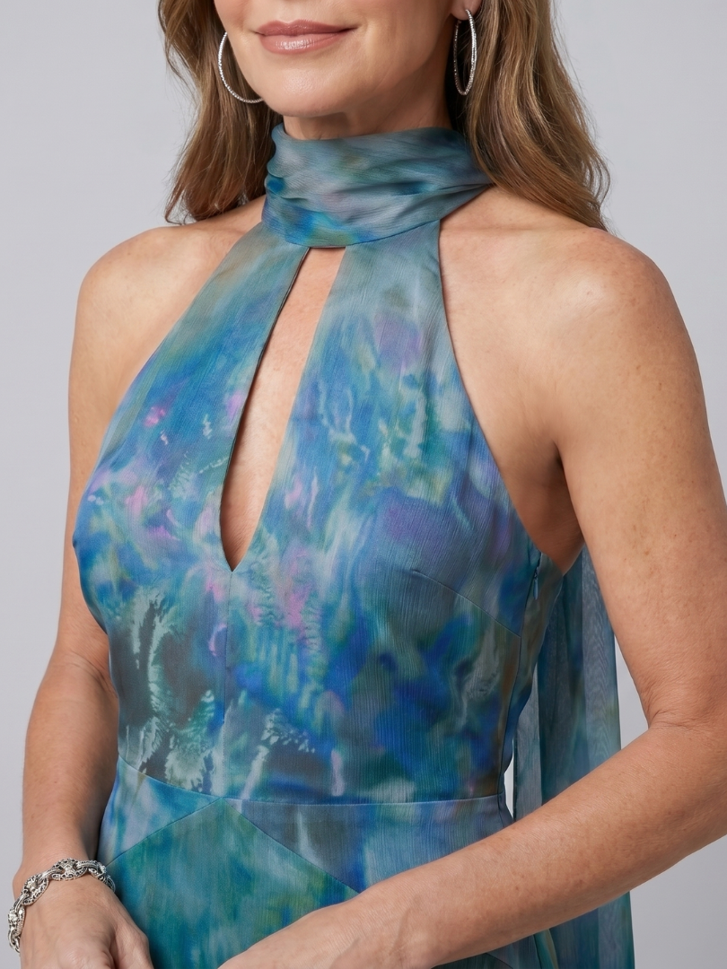 Kessa | Keyhole Halter Maxi Dress