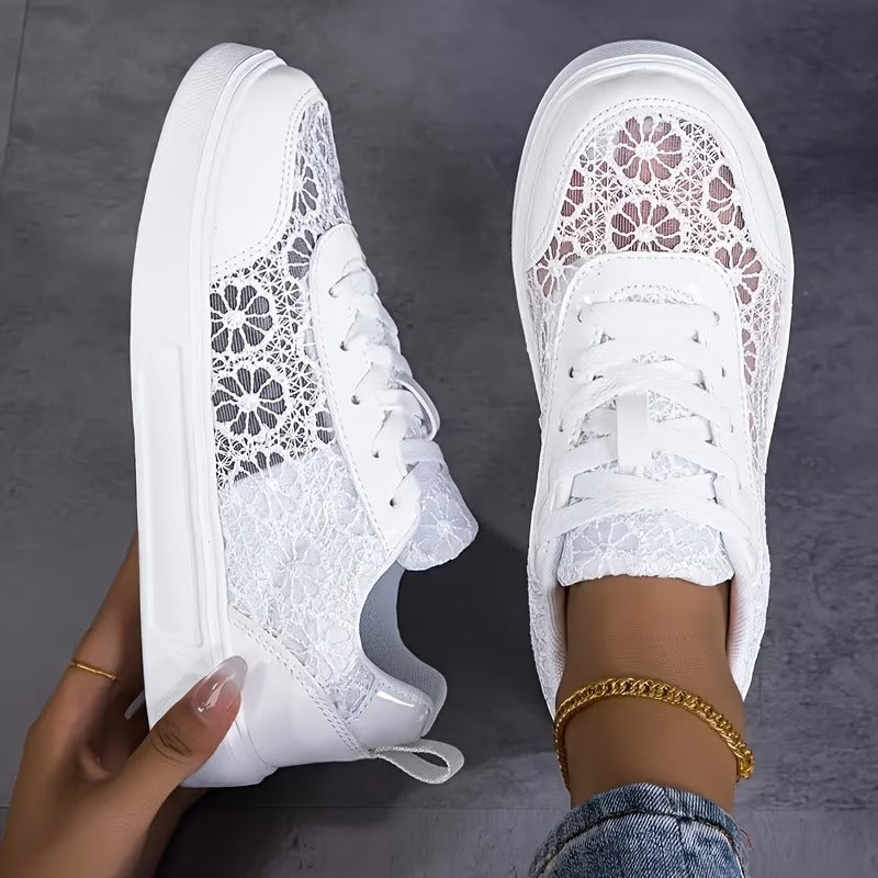 Dentelle | Floral Lace Trainers