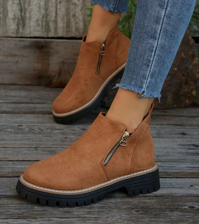 Sylvia-Anne | Smart Ankle Boots