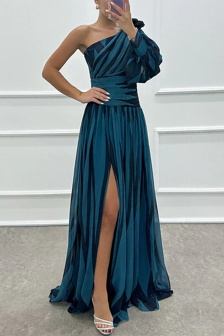 Dorothea | Elegant Striped Maxi Dress with One Shoulder