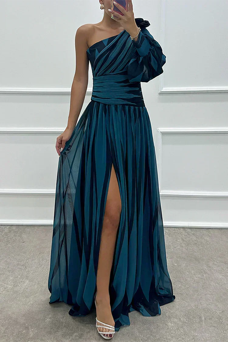 Dorothea | Elegant Striped Maxi Dress with One Shoulder