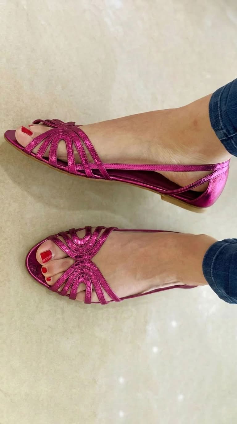 Eleonora — Gold Sandals, Summer Light