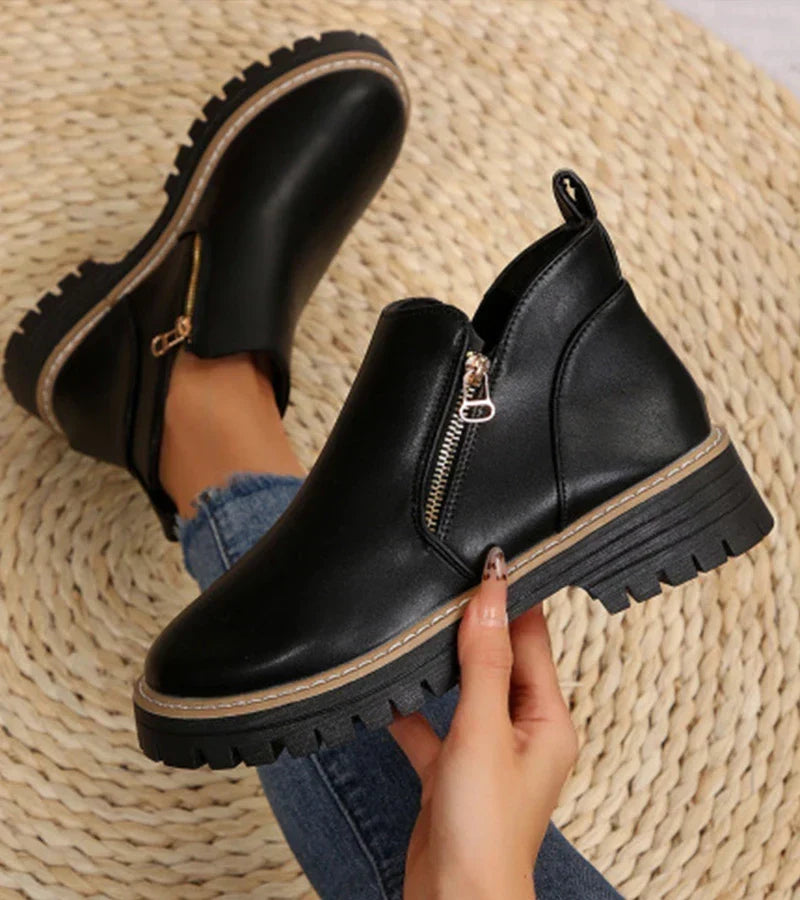 Sylvia-Anne | Smart Ankle Boots