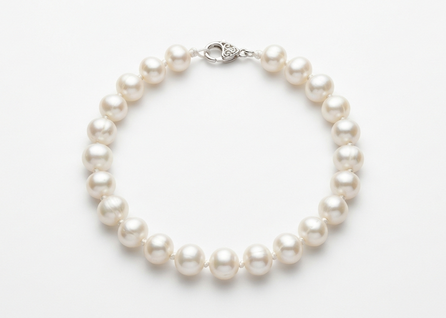 Elegant Pearl Bracelet