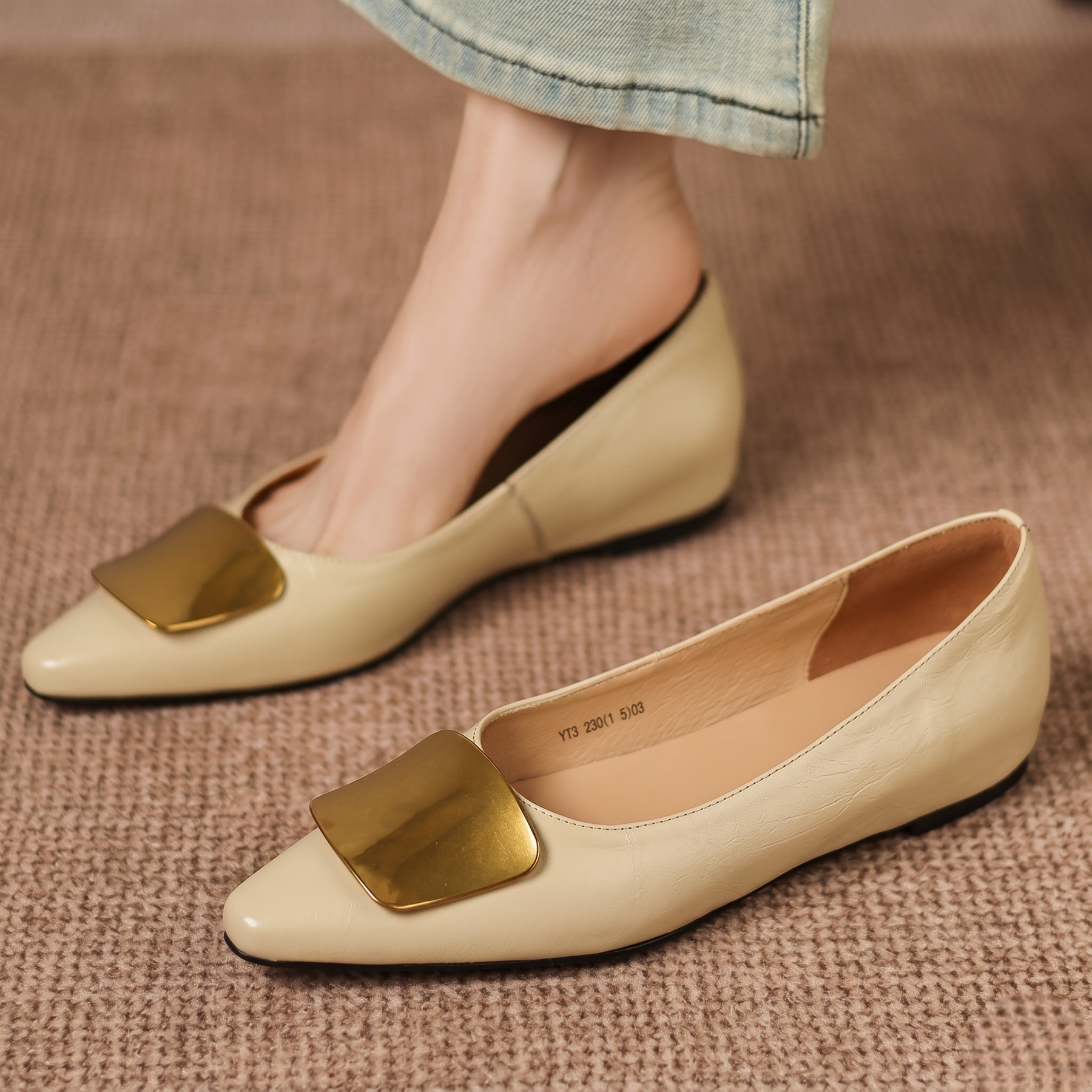 Lorea | Leather Flats