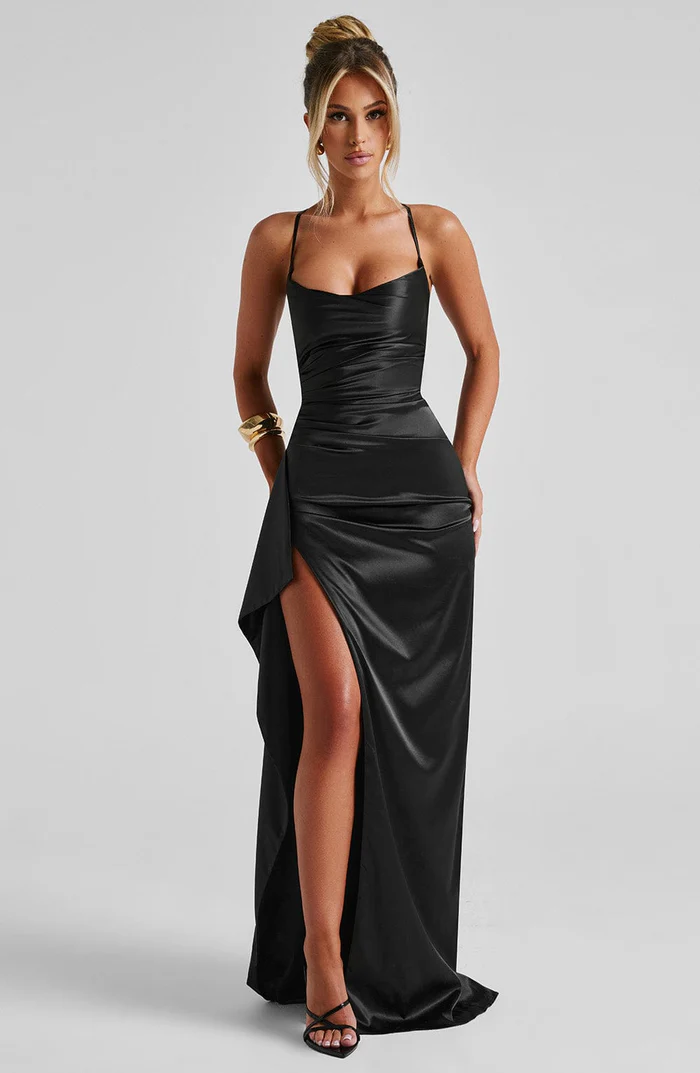Agatha | Flowing Maxi Dress