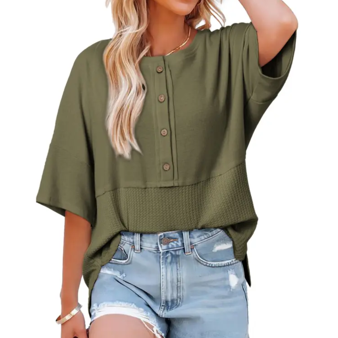 FRANKIE™ – Relaxed Waffle Knit Button Blouse