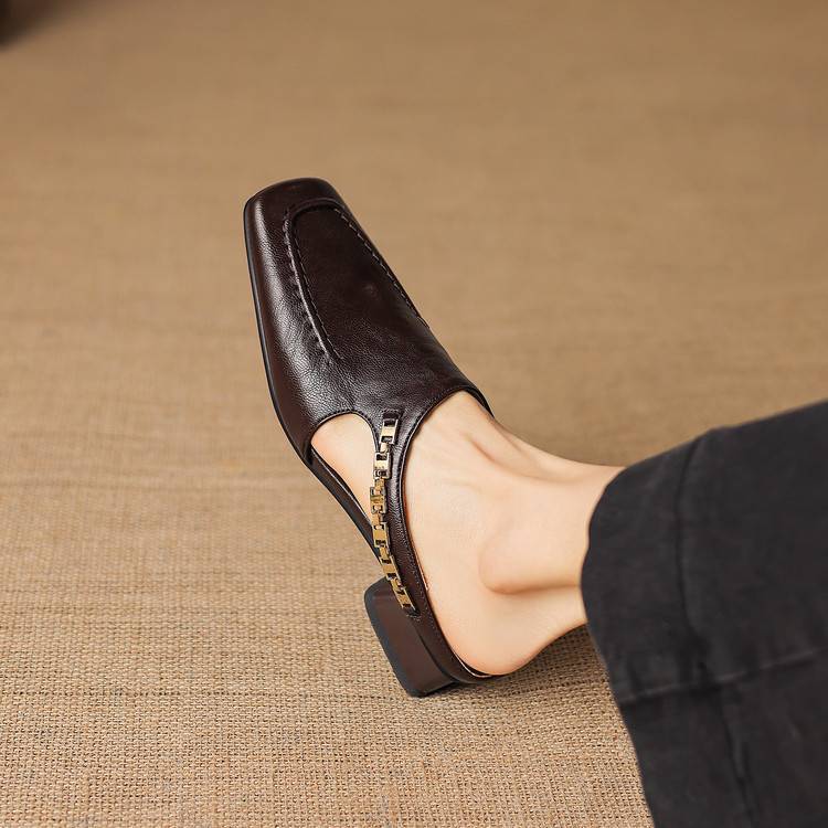 Vyla | Leather Mules