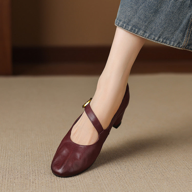 Quira | Round Toe Mary Jane Flat