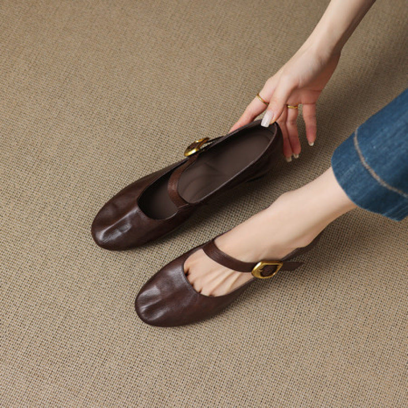 Quira | Round Toe Mary Jane Flat