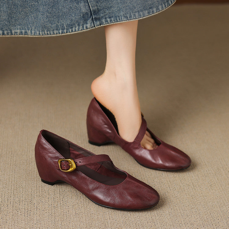 Quira | Round Toe Mary Jane Flat