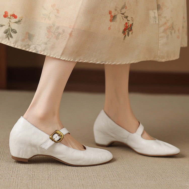 Quira | Round Toe Mary Jane Flat