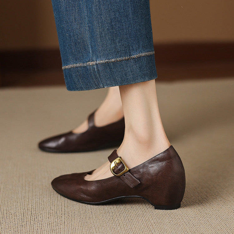 Quira | Round Toe Mary Jane Flat