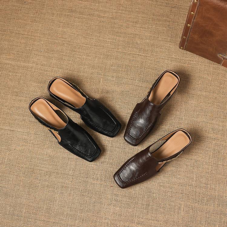 Vyla | Leather Mules