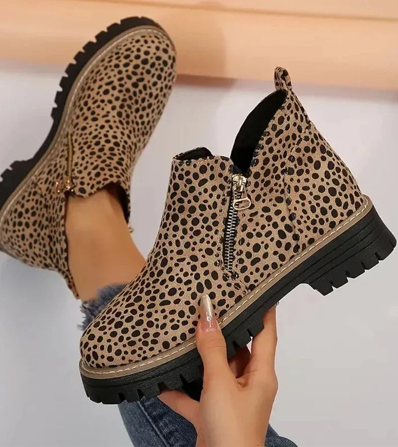 Sylvia-Anne | Smart Ankle Boots