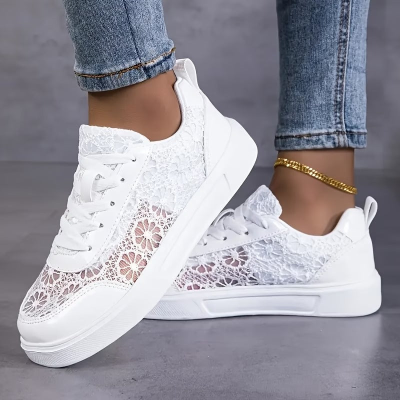 Dentelle | Floral Lace Trainers