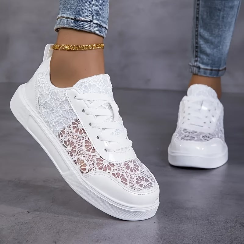 Dentelle | Floral Lace Trainers