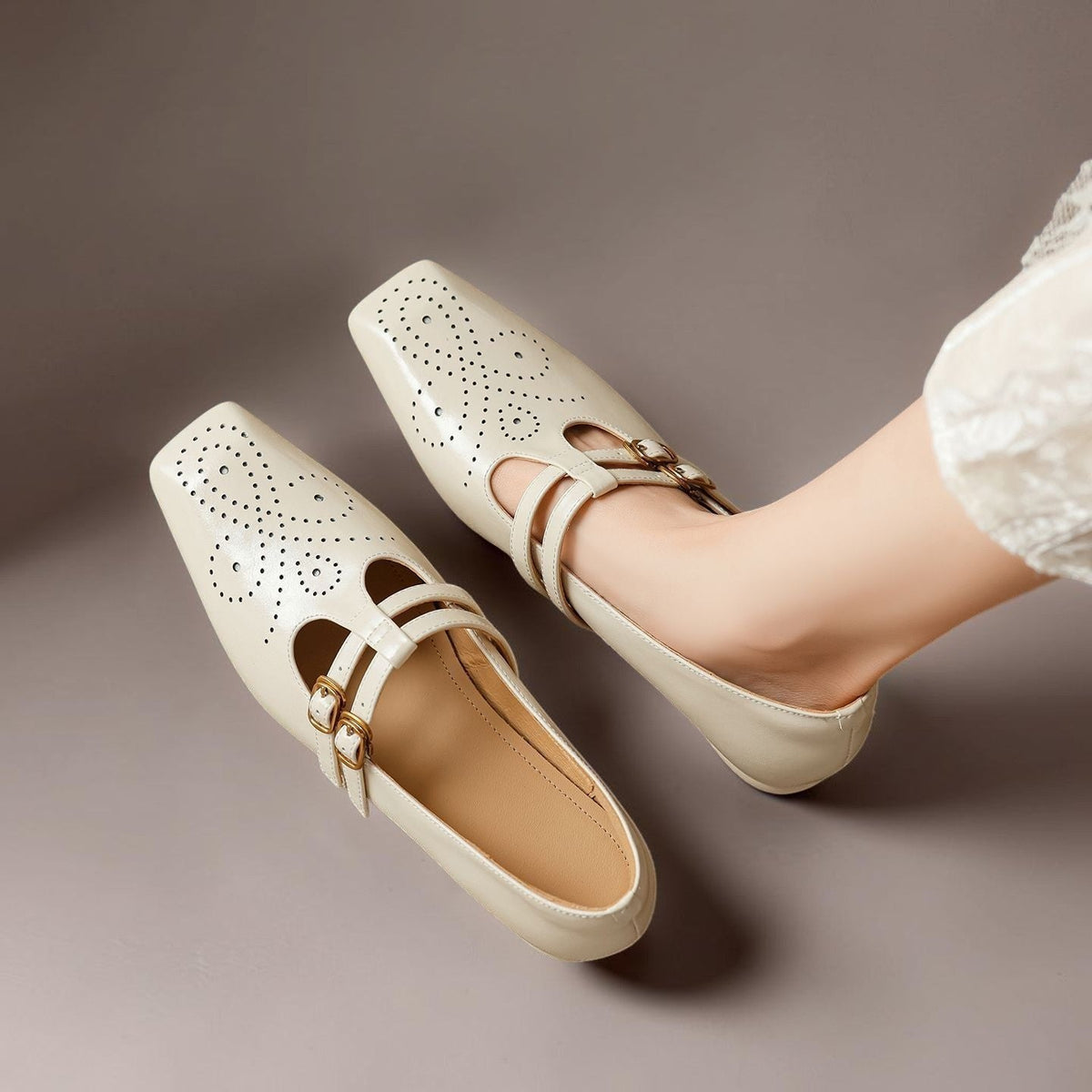 Marisol | Brogued Dual Strap Mary Jane Pump