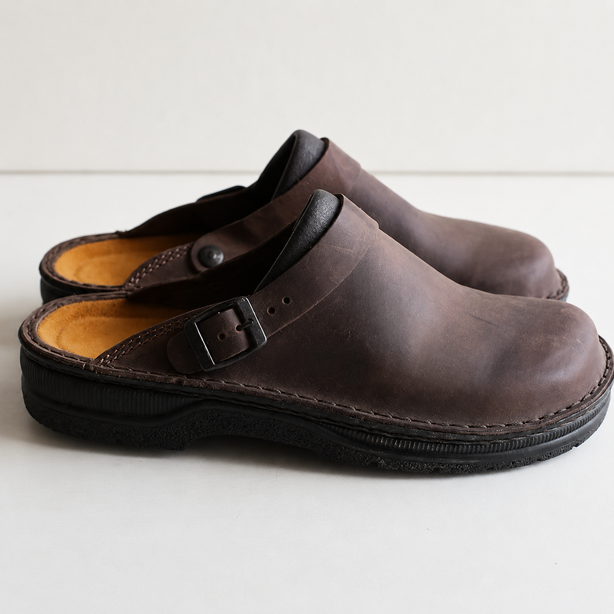 Wendy | Comfortable Slip On Clogs